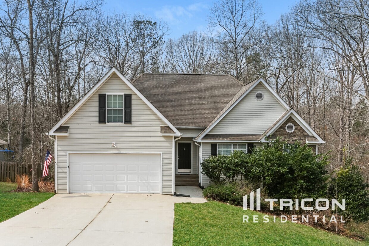 Foto principal - 1025 Travitine Trail Loganville GA