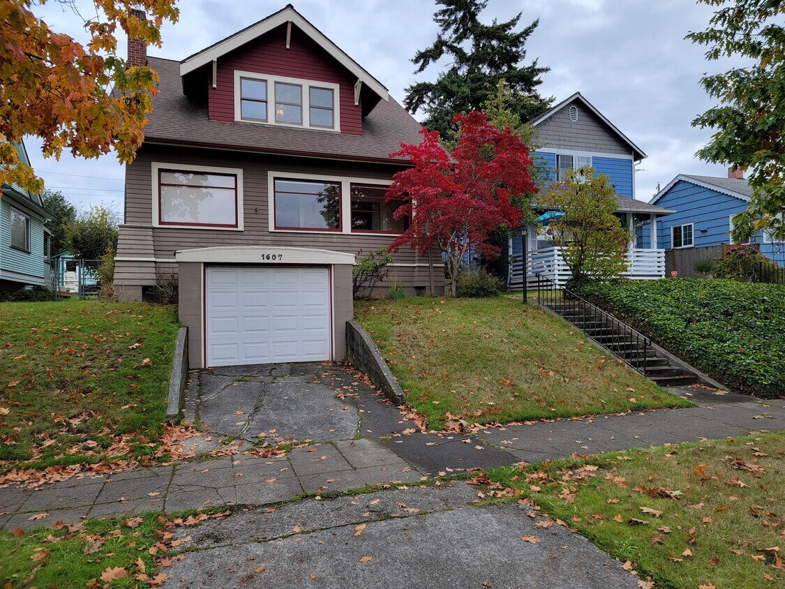 Primary Photo - 1607 Virginia Ave