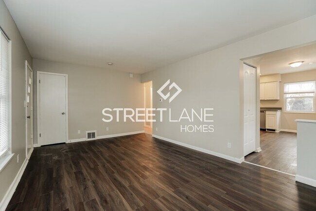 Foto del edificio - REDUCED! - $500 off first month’s rent if ...