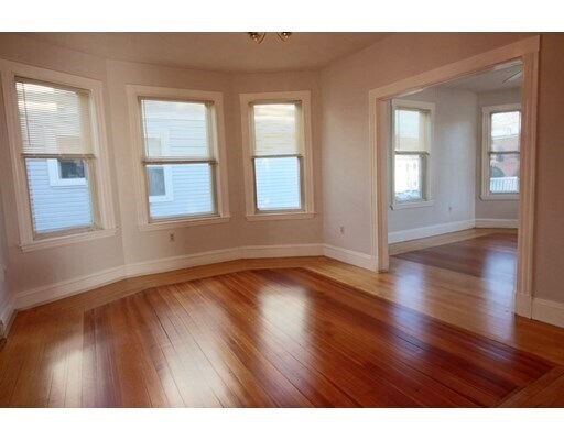 Foto del edificio - 420 Essex St