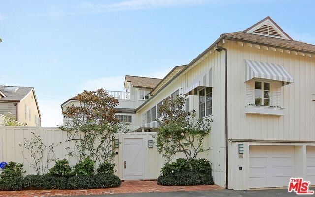 Foto del edificio - 23430 Malibu Colony Rd