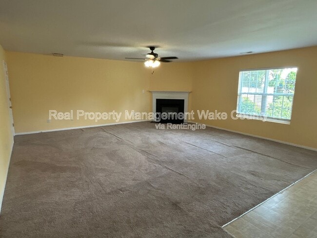 Foto del edificio - 5323 Seaspray Ln