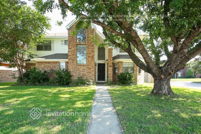 Building Photo - 2800 Claremont Dr