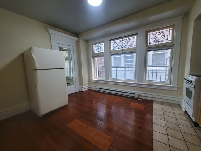 Building Photo - 1639 W Turner St