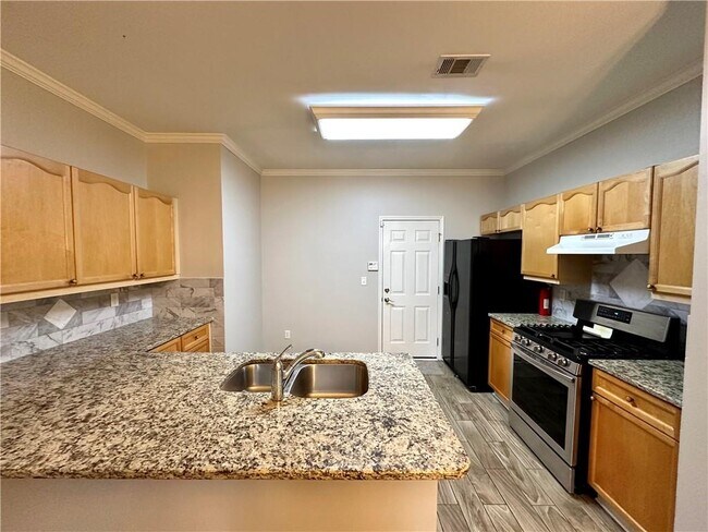 Foto del edificio - 4163 Rogers Creek Ct