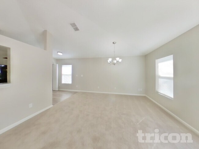 Foto del edificio - 9790 Watershed Drive West