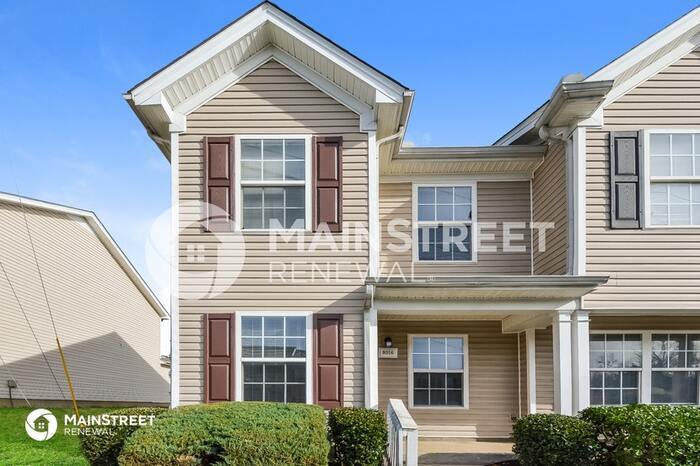 Primary Photo - 8016 Logan Dr, La Vergne, TN 37086
