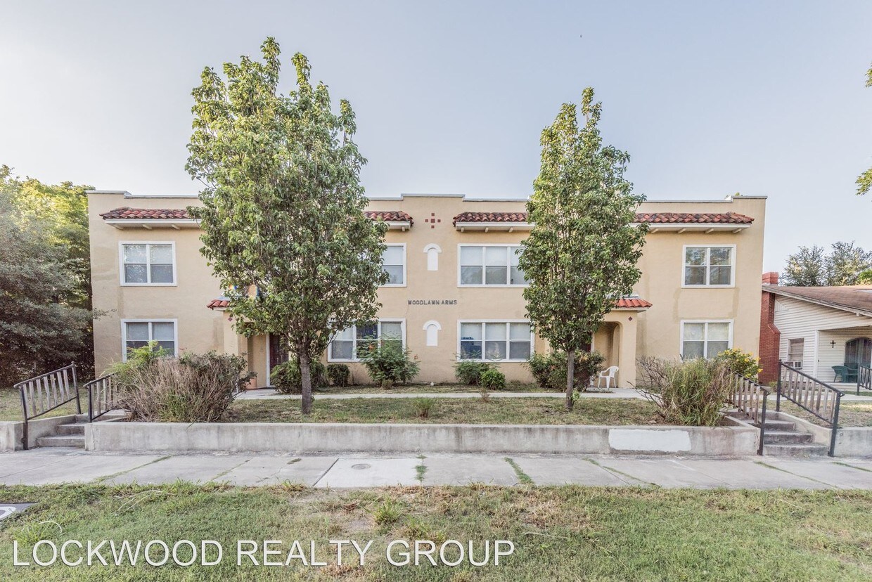 Foto principal - 1535 W Woodlawn Ave