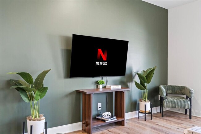 Foto del edificio - 7047 Lash Ln