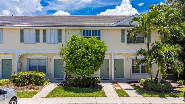 Foto del edificio - 9968 NW 57th Manor