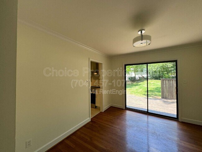 Foto del edificio - 253 Scofield Rd