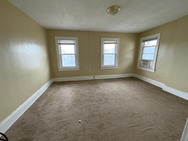 Building Photo - 247-249 North Harris Avenue