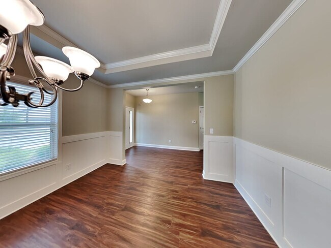 Building Photo - 227 Sage Dr