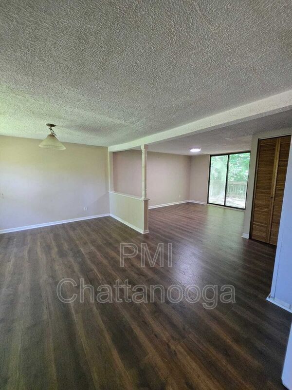 Foto del edificio - 1726 Ashmore Ave