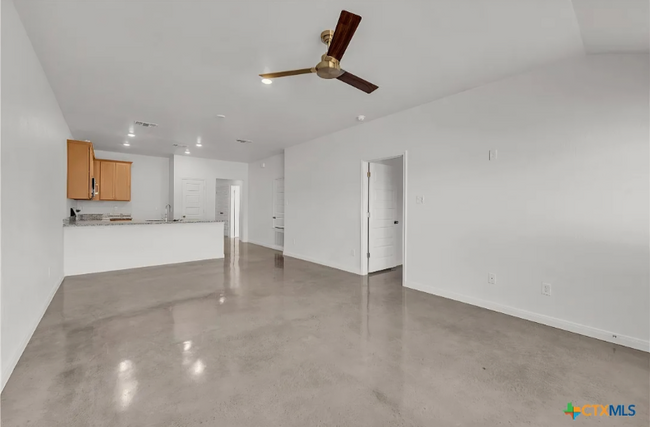 Foto del edificio - 907 Wax Myrtle Ct