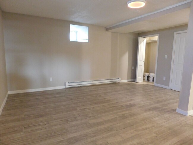 Building Photo - 360 Chipeta Ave