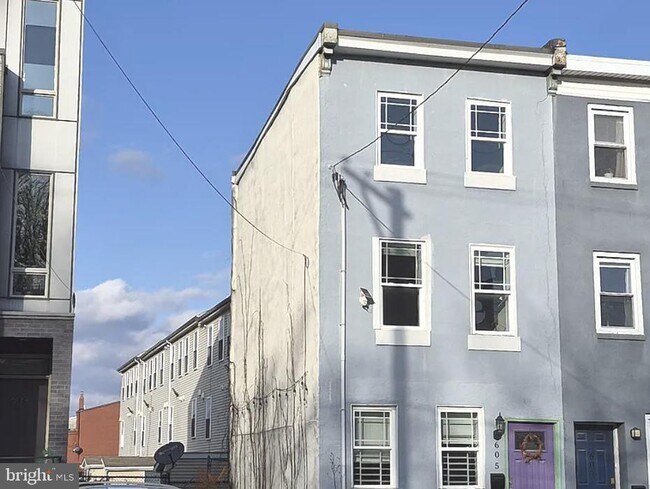 Foto del edificio - 605 Cecil B. Moore Ave