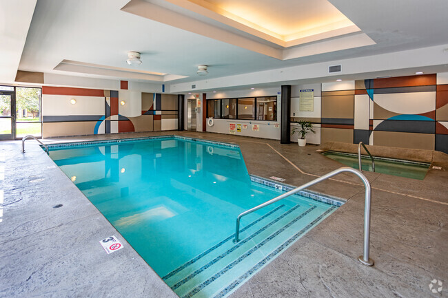 Indoor Pool - Hiawatha Flats