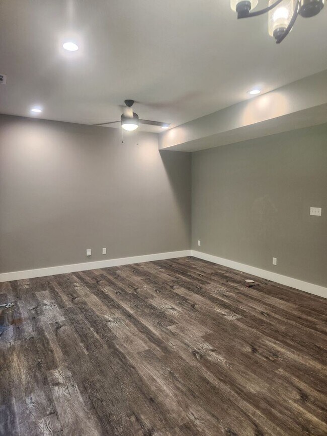 Foto del edificio - Move-in Ready!!!