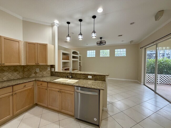 Foto del edificio - 1649 Ballantrae Blvd N