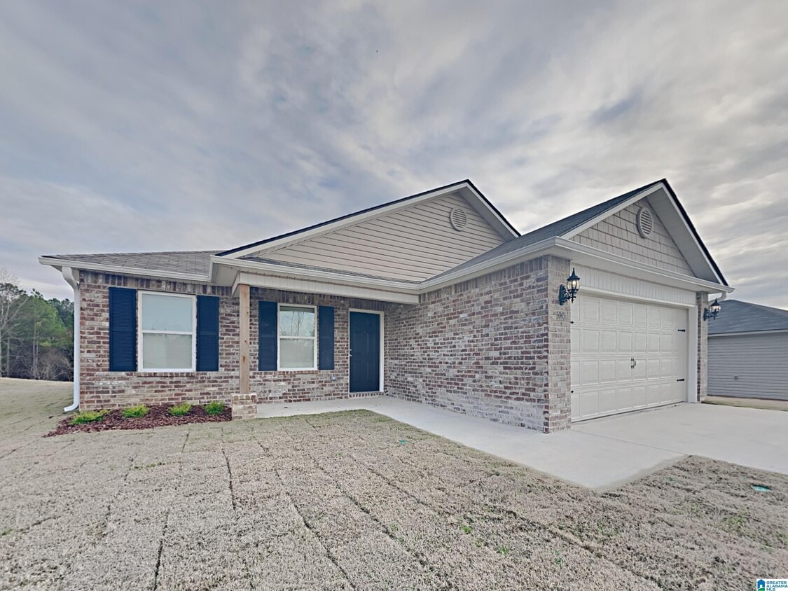 1040 Brookhaven Dr, Odenville, AL 35120 House Rental in Odenville, AL