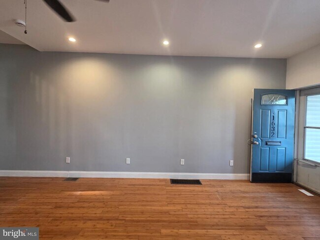 Foto del edificio - 1632 N 6th St