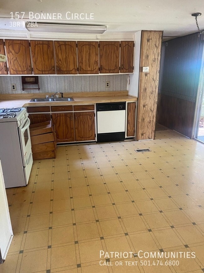Building Photo - 157 Bonner Cir