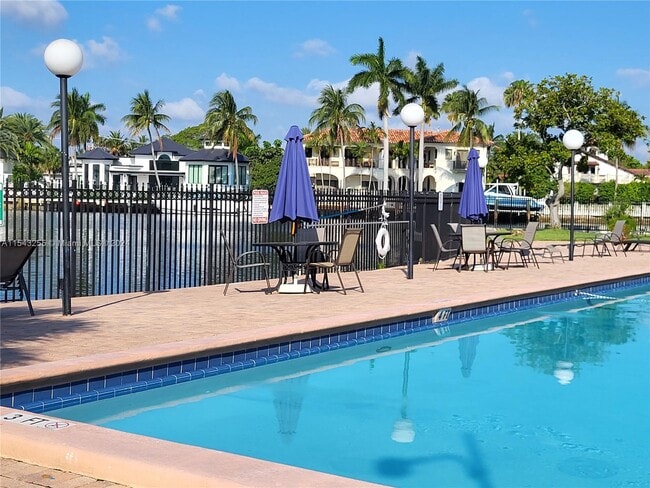 Building Photo - 801 Three Islands Boulevard