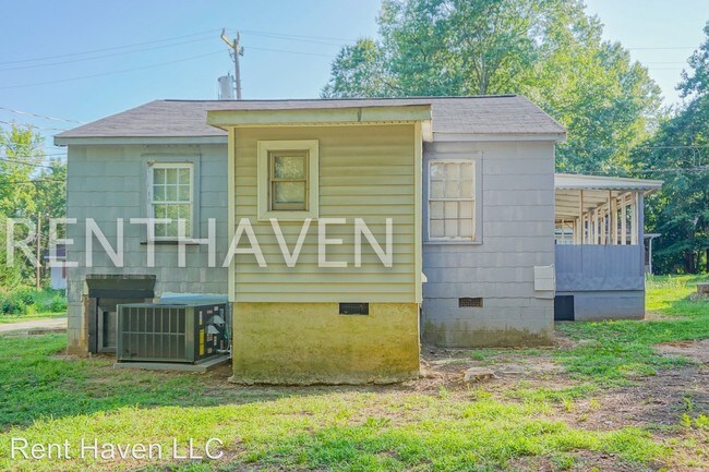 Building Photo - 2 br, 1 bath House - 7 Harvard Street