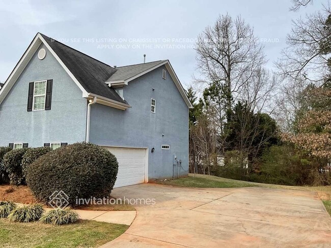 Building Photo - 605 Alyssa Dr