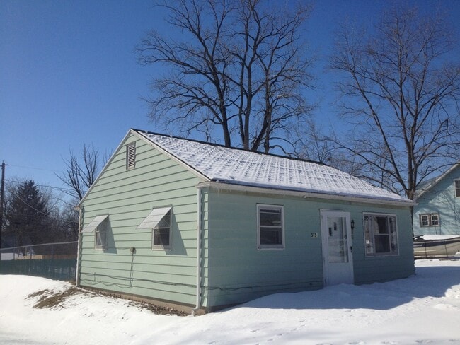 Building Photo - 3730 Logan Ave