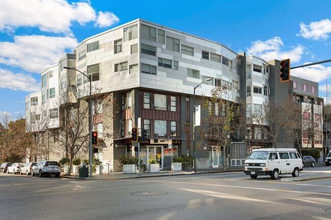 Centrally located condo near public transit, restaurants, freeways, and more - 6501 San Pablo Ave