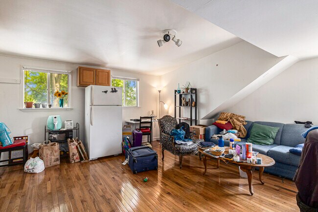 Foto del edificio - 810 W Liberty St