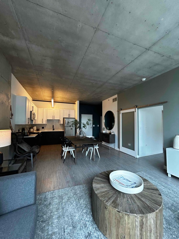 Photo - 1530 S State St Apartment