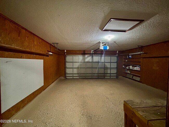 Foto del edificio - 3018 Hickory Glen Dr