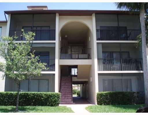 Foto del edificio - 204 Foxtail Dr