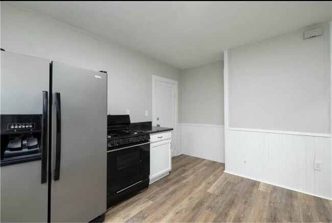 Photo - 6 Howard St Apartment