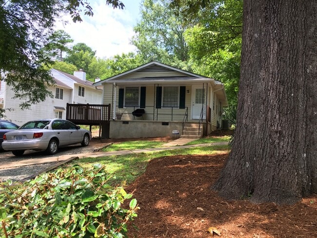 Photo - Sweet Retreat!  Updated 4br 2ba house w/ p...