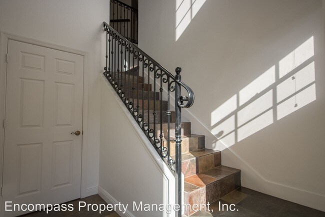 Building Photo - 5110 W Hyde Park Ct