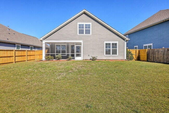 Fully Fenced In Back Yard - 316 Long Pier St