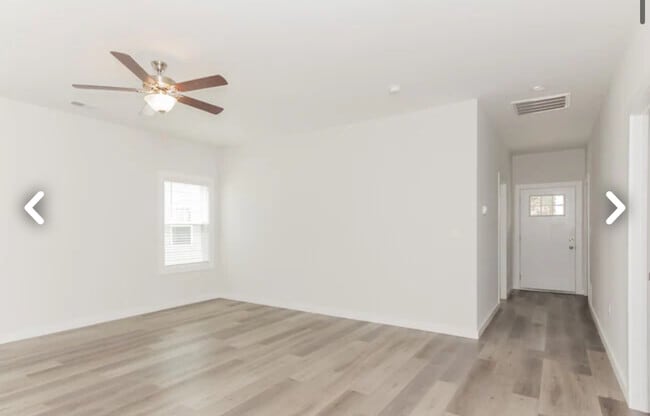 Building Photo - 2215 Carmine St