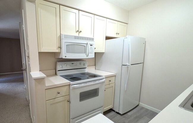 Foto del edificio - 17554 Parkwood Dr