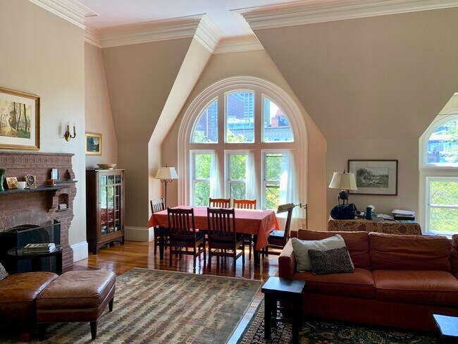 Foto del edificio - 269 Commonwealth Ave