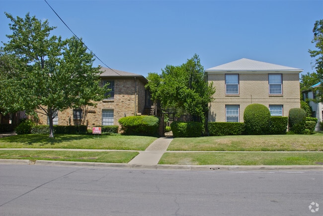 Building Photo - 3905 Hawthorne Ave