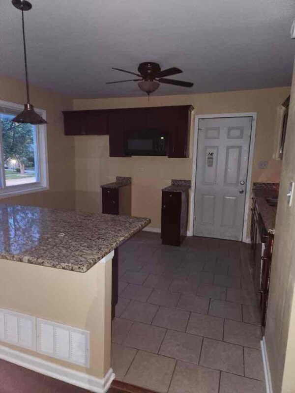 16326 Justine St, Markham, IL 60428 House Rental in Markham, IL