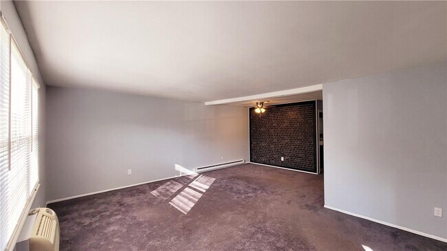 Foto del edificio - 3 White Gate Rd