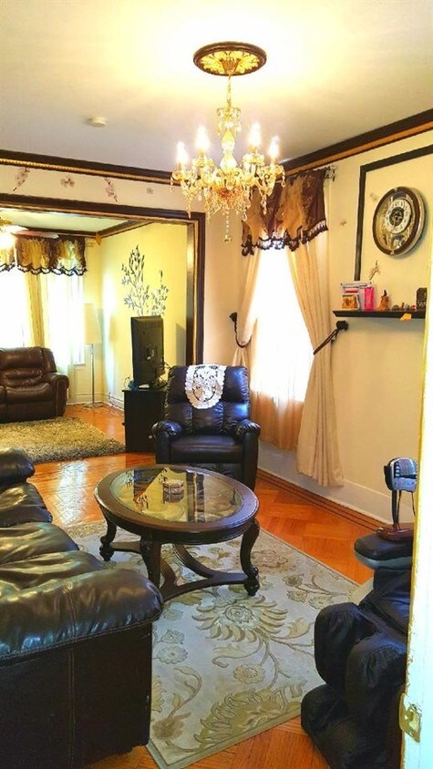 Foto principal - 13 Woodlawn Ave
