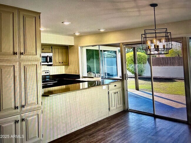 Foto del edificio - 912 E Acacia Cir