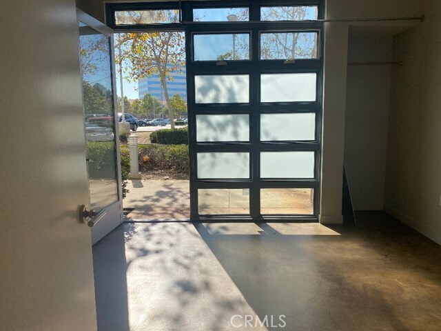 Building Photo - 141 E City Pl Dr