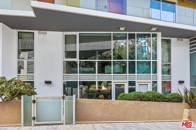 Foto del edificio - 1705 Ocean Ave